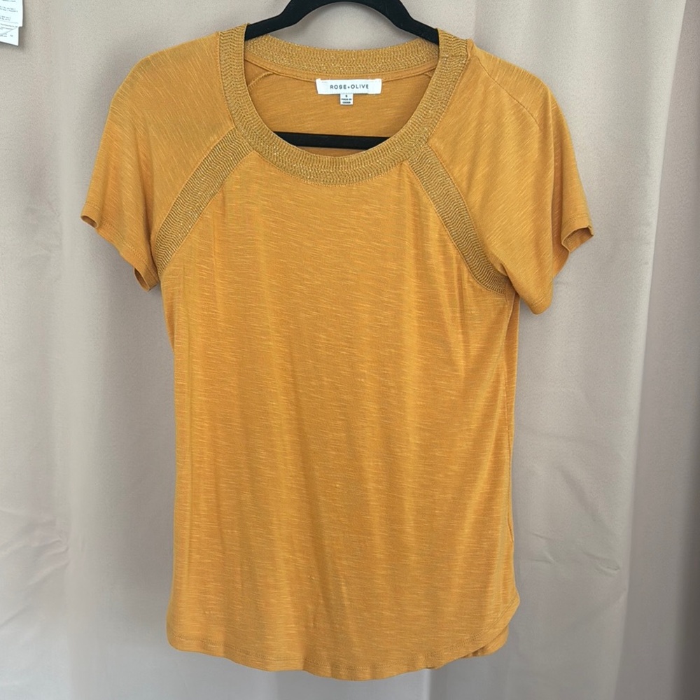 Women's Rose & Olive Short Sleeve Top Size Small